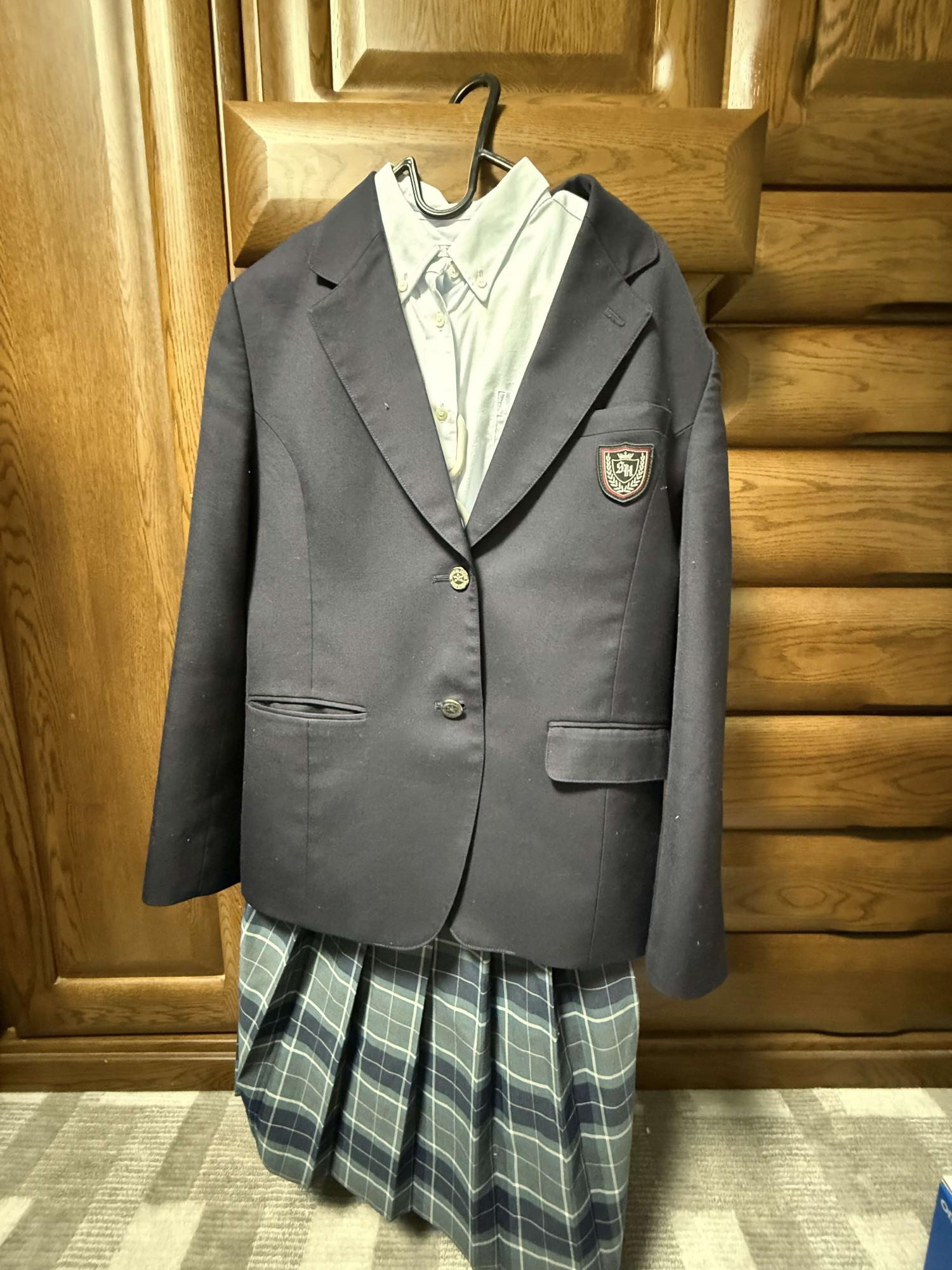 士別翔雲高校の女子制服一式